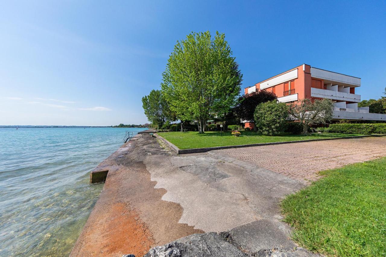 Splendid Apartment Pt-1 Sul Lago By Wonderful Italy Sirmione Eksteriør billede